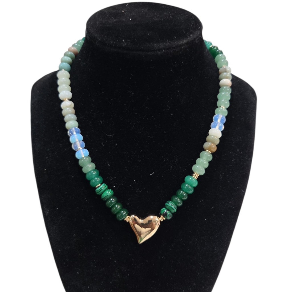 Atterri Elegant Green Semi Precious Stone Beaded Gold Heart 17in Pendant 65$